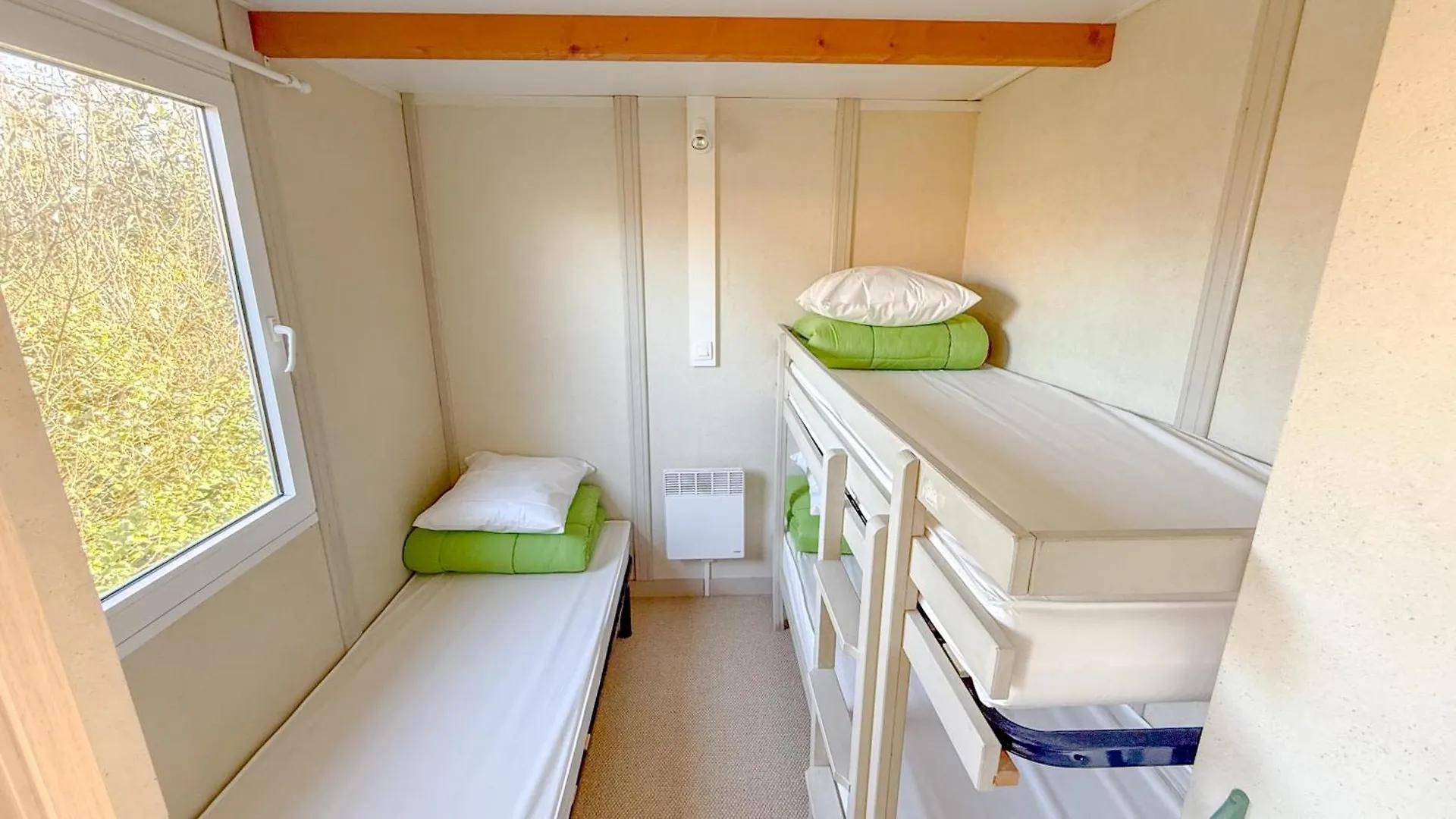 Camping Onlycamp Le Champ D'Ete Parque de Campismo Reyssouze