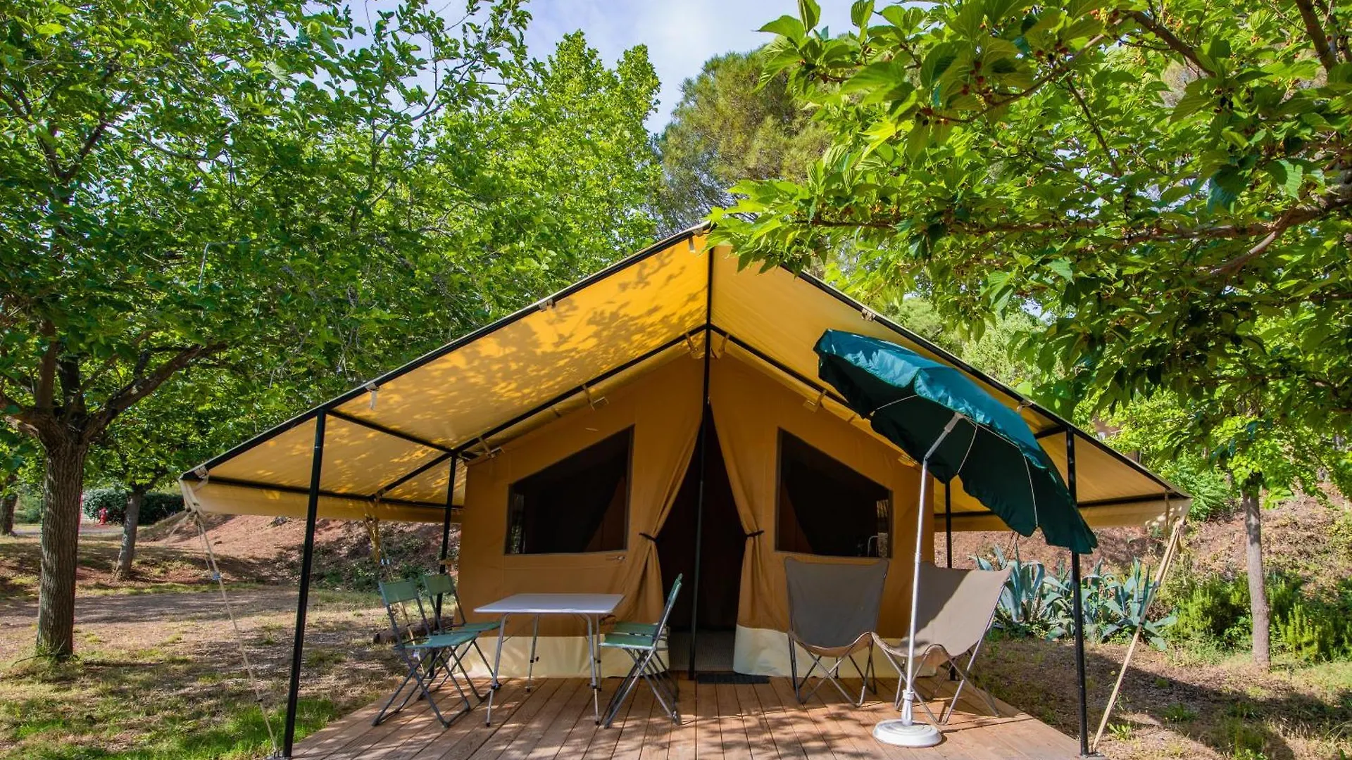 Camping Onlycamp Le Champ D'Ete