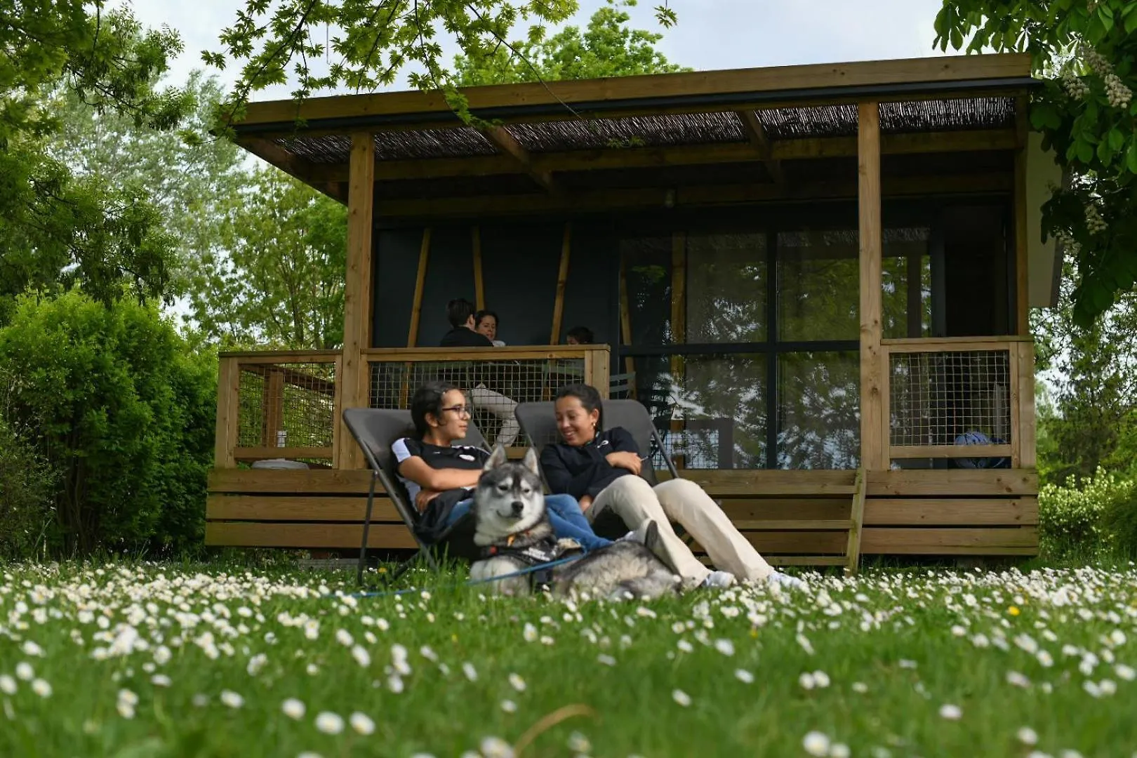 Camping Onlycamp Le Champ D'Ete Parque de Campismo Reyssouze
